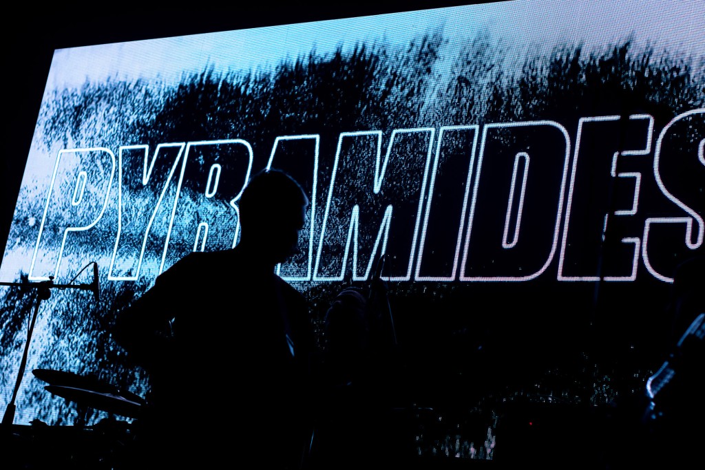 Ceremonia compartida para recibir el oto&ntilde;o: Tensi&oacute;n, Pyramides y Electrochute compartieron escenario en el CC G&uuml;emes 